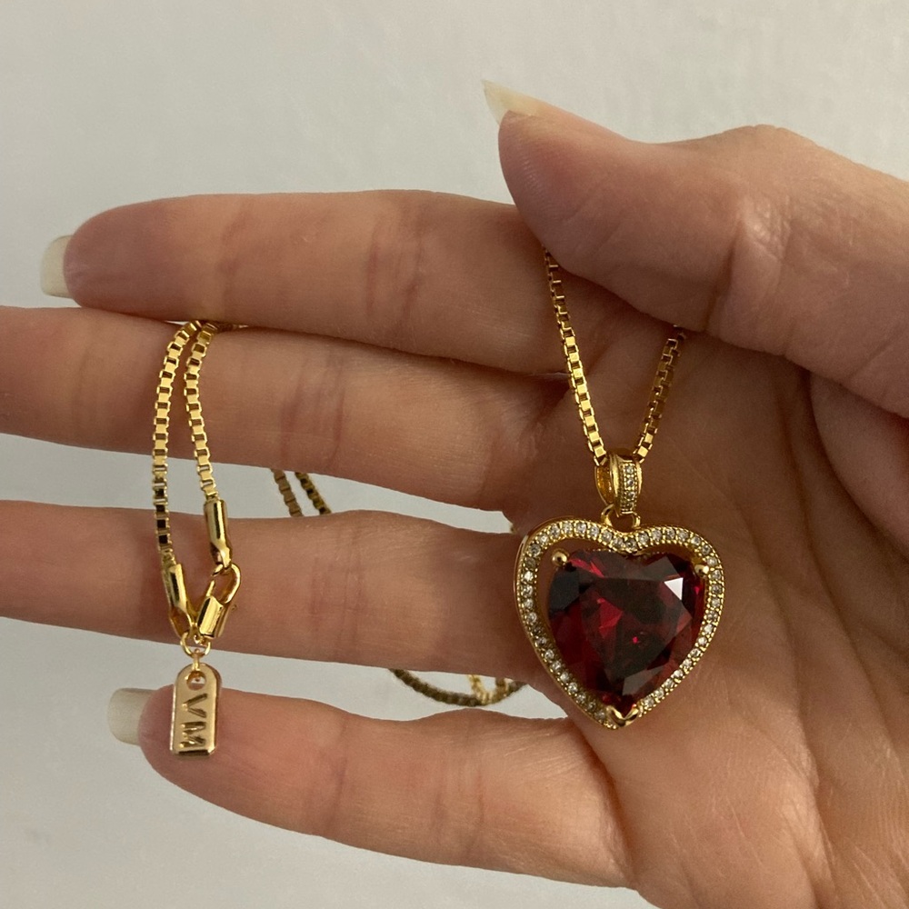 New Vanessa Mooney the ruby heart necklace gold - Picture 10 of 12